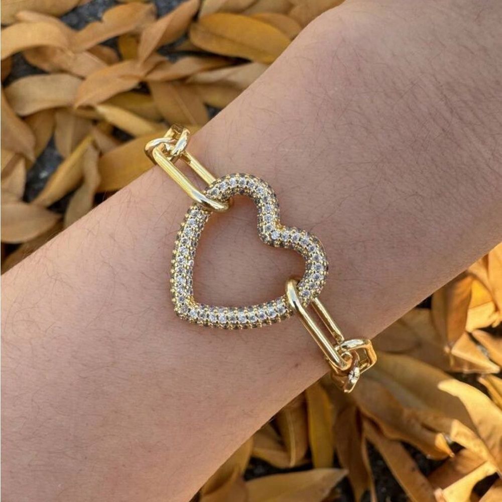 Gold Heart Bracelet Q57